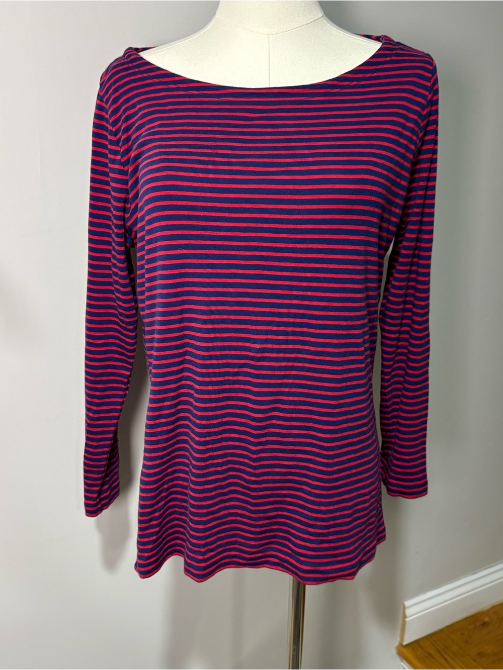 Vineyard Vines Women's Long Sleeve Navy Red Striped Knit Top Sz L USA Preppy
